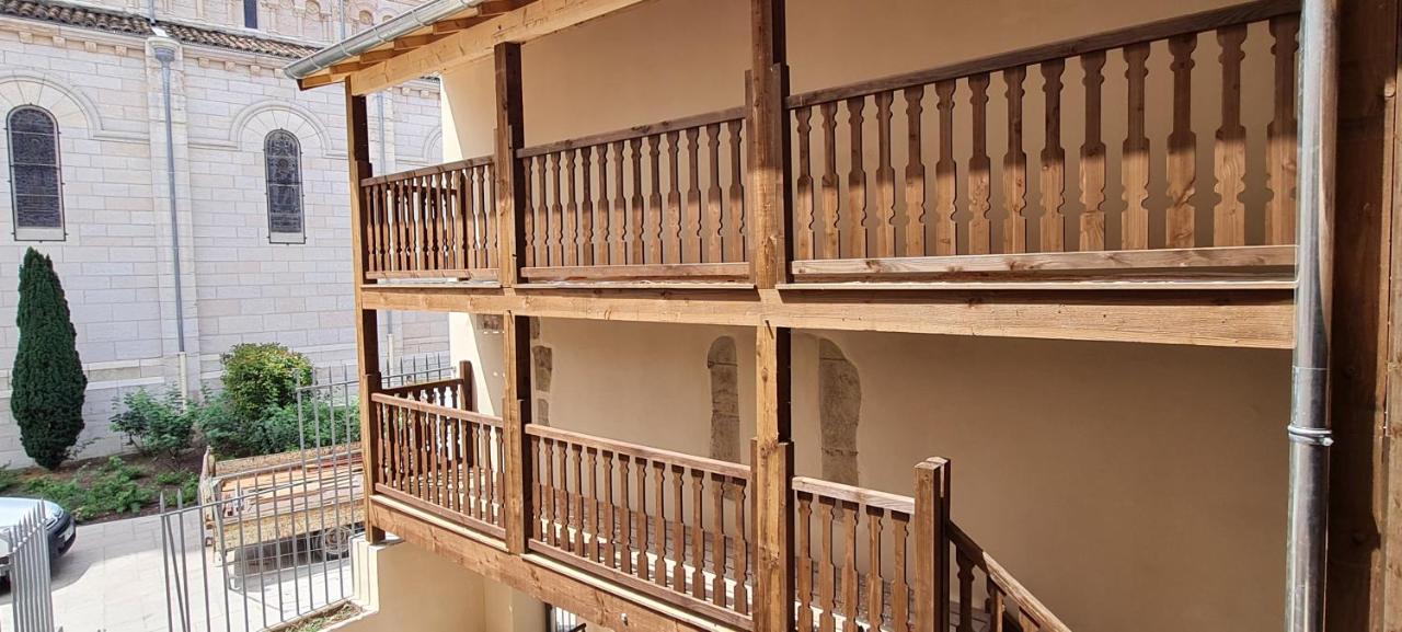 Les Coursives Appartements Mâcon Eksteriør billede